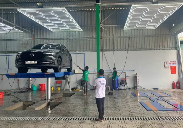 Mã ngành 4530: Mã ngành bán phụ tùng và bộ phận phụ trợ ô tô