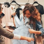 Hướng dẫn thủ tục mở shop quần áo nhanh và dễ dàng