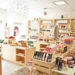 Hướng dẫn chi tiết thủ tục mở cửa hàng mỹ phẩm xách tay